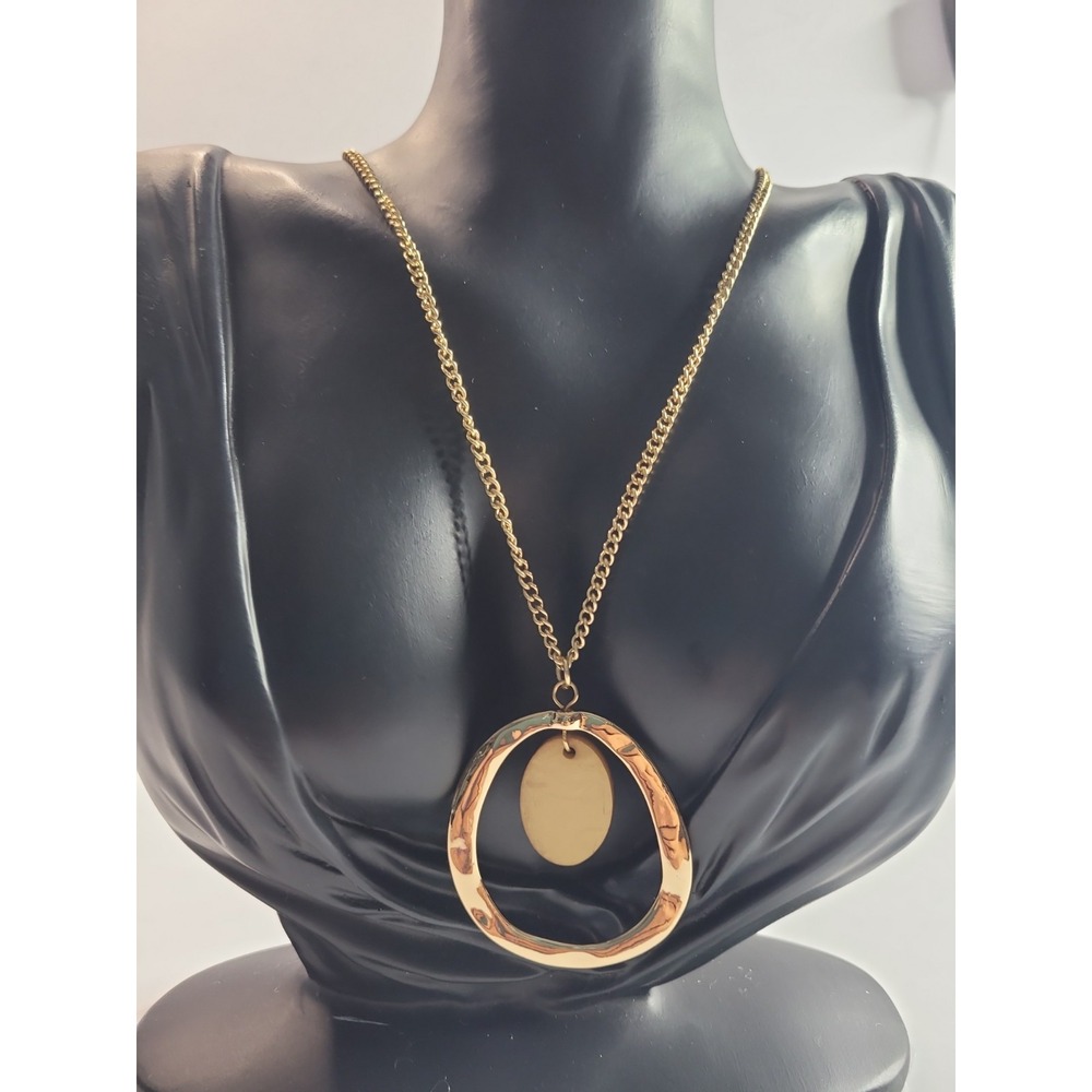Gold Tone Abstract Oval Pendant Necklace Hammered Open Circle Modern Statement